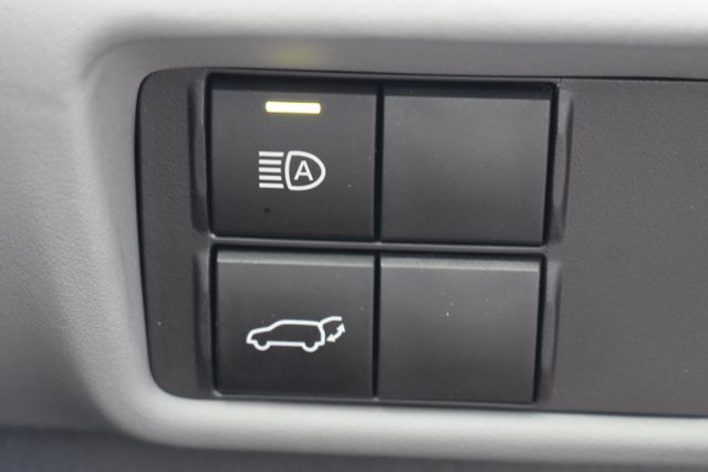 Used 2023 Toyota Highlander Hybrid SUV