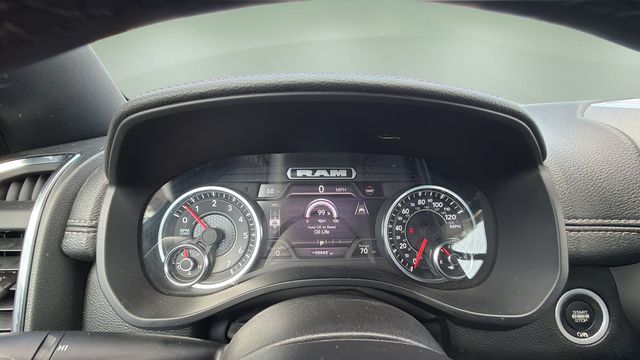 Used 2025 Silver Ram Laramie image 15