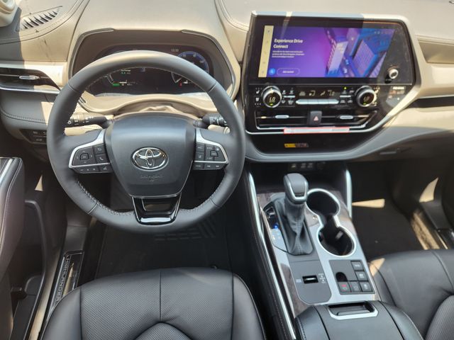 2026 Toyota Highlander Hybrid Platinum Black at Classic Toyota Galveston