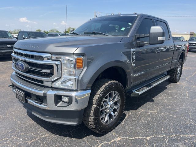 Gray Metallic 2022 Ford F-250 Super Duty Lariat Crew Cab 4WD Pickup Truck Four-Wheel Drive Automatic