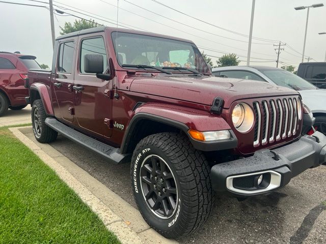 2022 Jeep Gladiator Overland - Snazzberry Pearlcoat exterior view 3