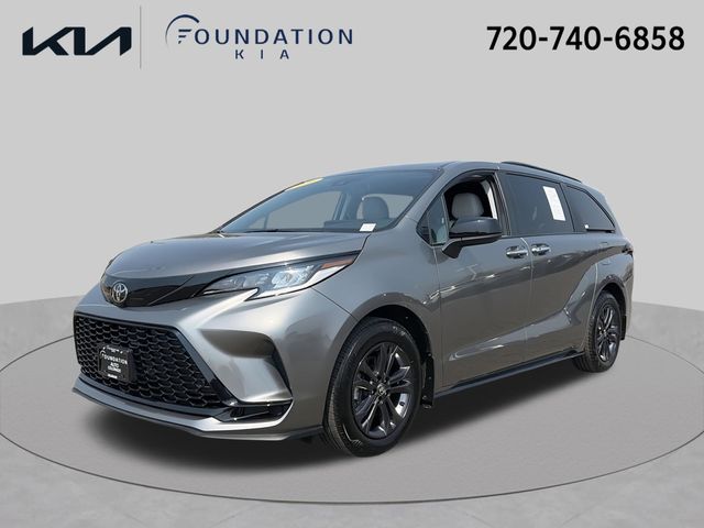 Midnight Black Metallic 2026 Toyota Sienna Minivan  Continuously Variable Transmission