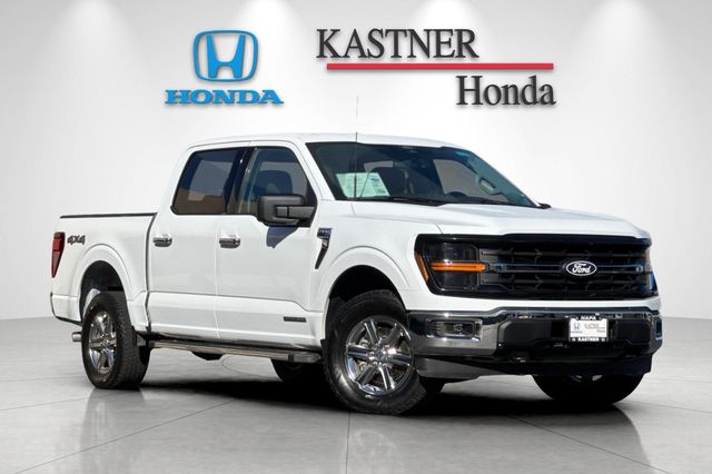 Oxford White 2024 Ford F-150 XLT SuperCrew 4WD Pickup Truck Four-Wheel Drive Automatic