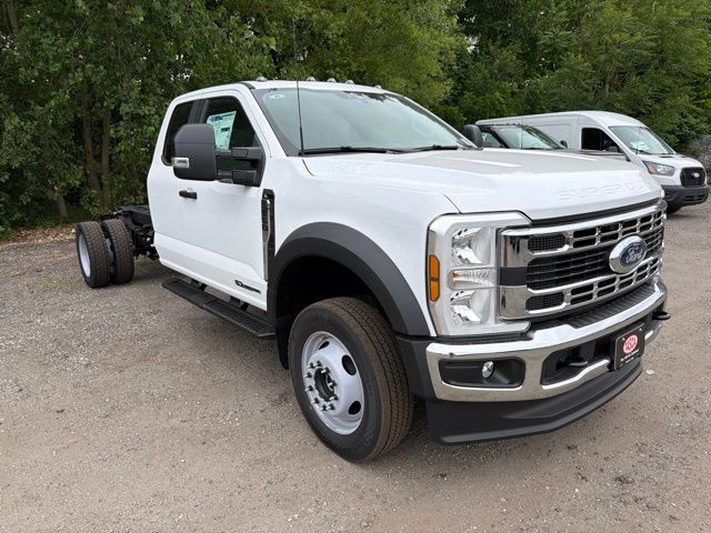 New 2026 White Ford XL image 4