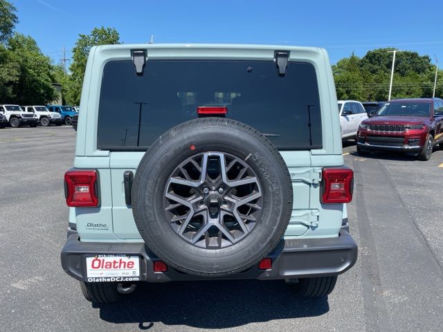 2024 Jeep Wrangler Sahara 6