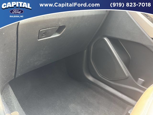 Certified Used 2023 Forged Green Metallic Ford XLT image 28