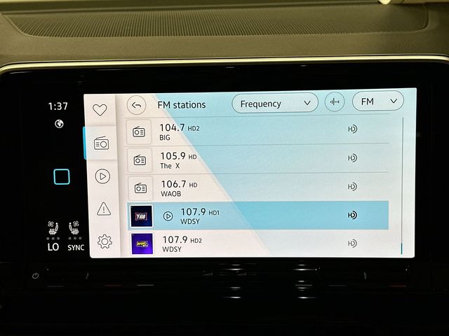 2026 Volkswagen Atlas 2.0T SE w/Technology Green at Subaru and VW of Moon Township