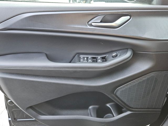 2026 Jeep Grand Cherokee L Laredo 4x4