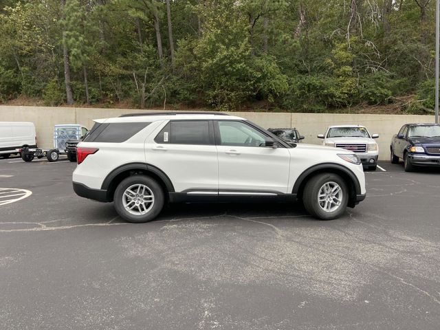 2025 Ford Explorer Active 2