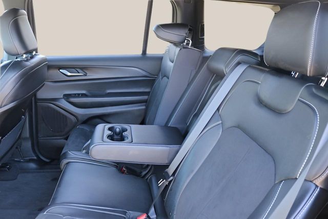 Used Car 2024 Jeep Grand Cherokee L  Altitude For Sale Under $35,000 In Austin, Texas