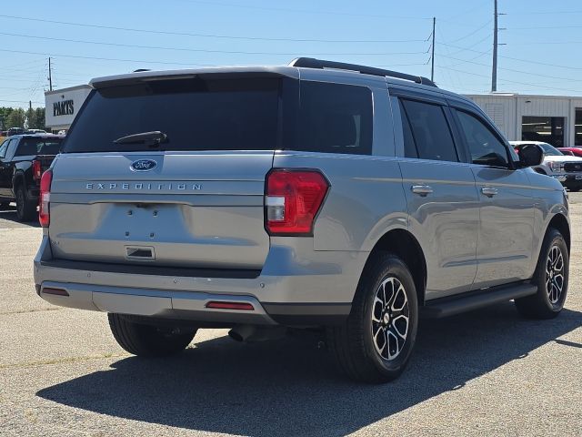 2024 Ford Expedition XLT:B02304