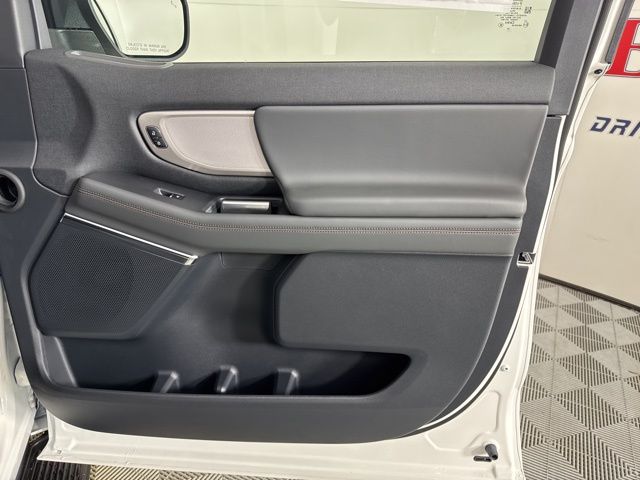 2025 Star White Metallic Tri-Coat Ford Expedition Max 4X4 SUV