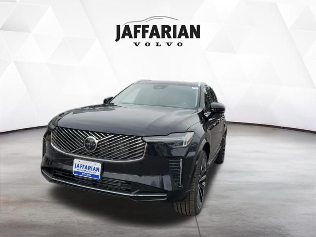 2026 Volvo XC90 Recharge T8 Ultra 6-Passenger eAWD