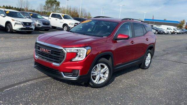 2022 GMC Terrain SLE 4