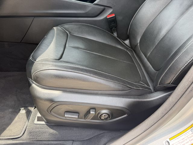 2023 Jeep Grand Cherokee Limited Silver at River Oaks CDJR