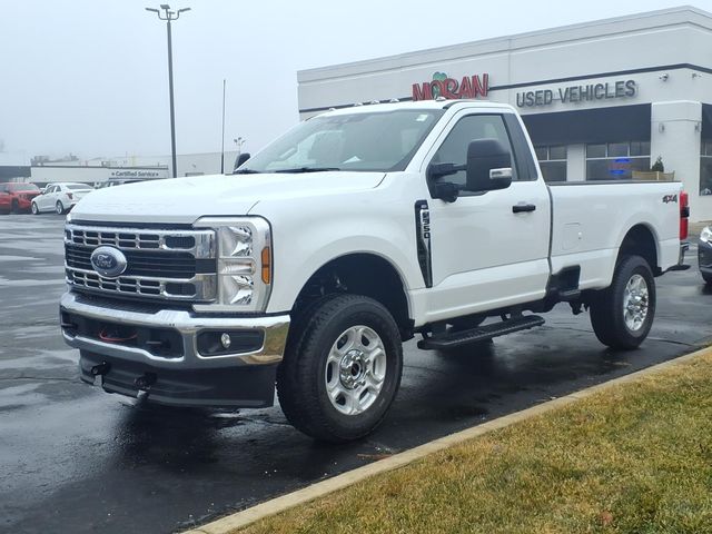 2026 Ford F-350 Super Duty XLT Regular Cab LB 4WD