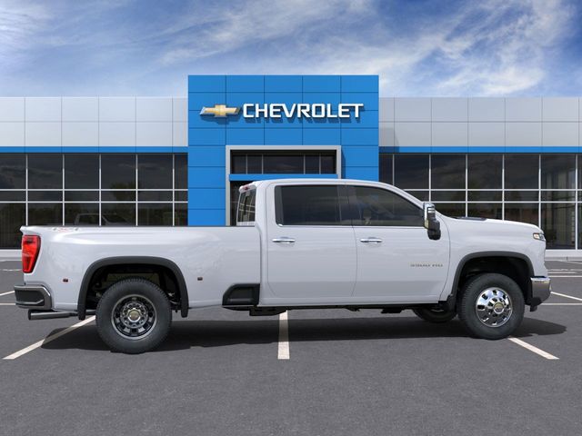 2025 Chevrolet Silverado 3500HD LTZ 3