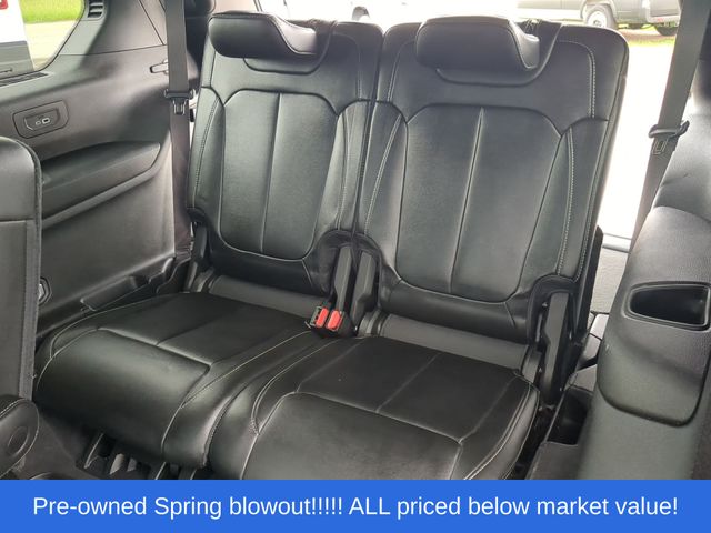 Used 2024 Diamond Black Jeep Limited image 40