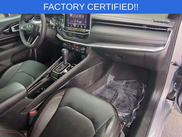 Used 2023 Silver Jeep Limited image 36