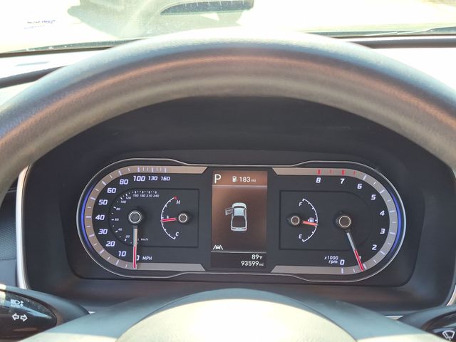 Used 2024 Green Hyundai SE image 18