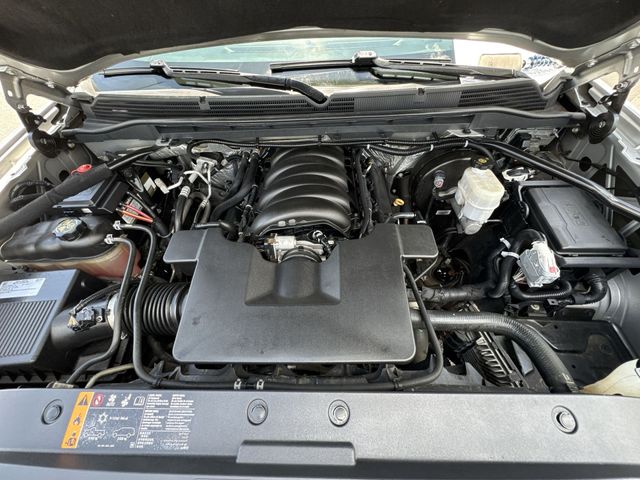 Used 2017 Silver GMC Denali image 31