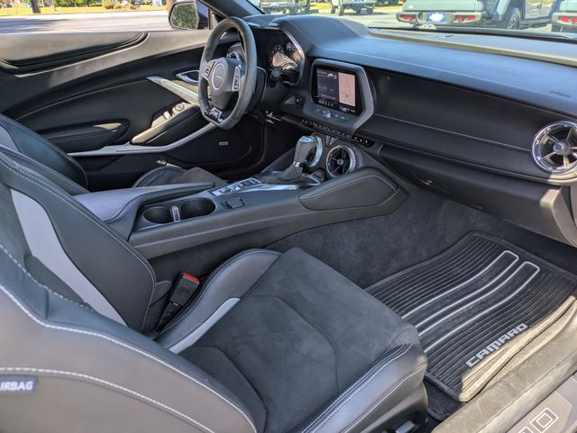 2021 Chevrolet Camaro RWD Coupe 2SS