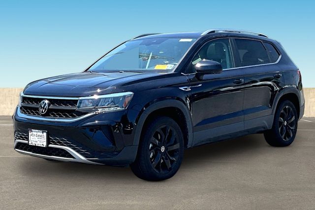 2023 Volkswagen Taos SE FWD