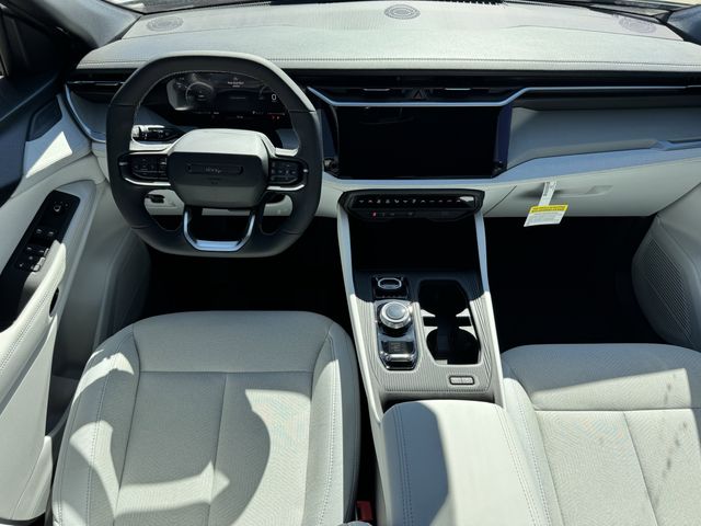 2026 Jeep Cherokee Laredo - 11