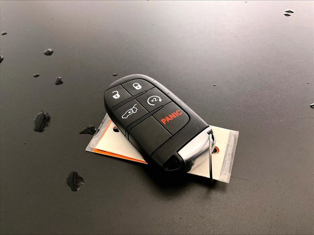 2020 Jeep Grand Cherokee Trailhawk Gray at South Hills CDJR