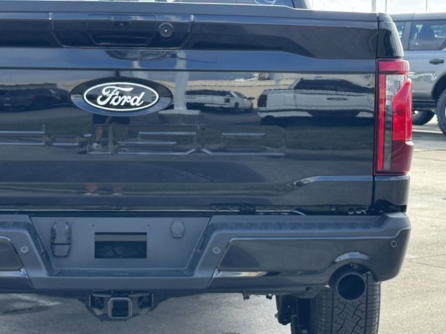 New 2026 Black Ford XLT image 9