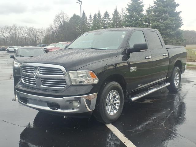 Black Clearcoat 2013 RAM 1500 SLT Crew Cab 4WD Pickup Truck Four-Wheel Drive 8-Speed Automatic