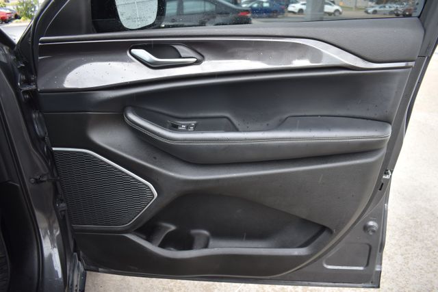 Used 2022 Jeep Grand Cherokee L SUV