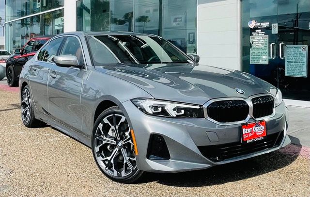 2025 BMW 3 Series 330i RWD