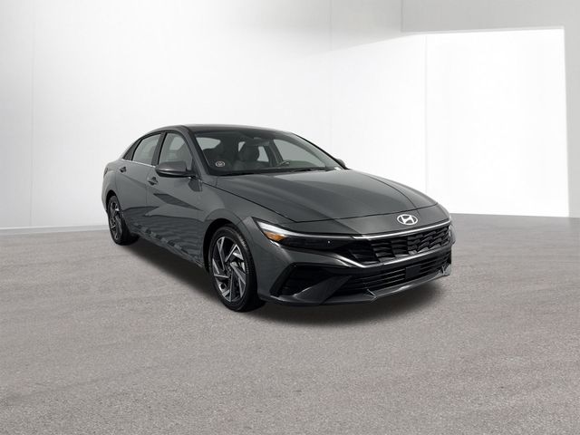 Used 2025 Hyundai Elantra For Sale in Indianapolis, IN