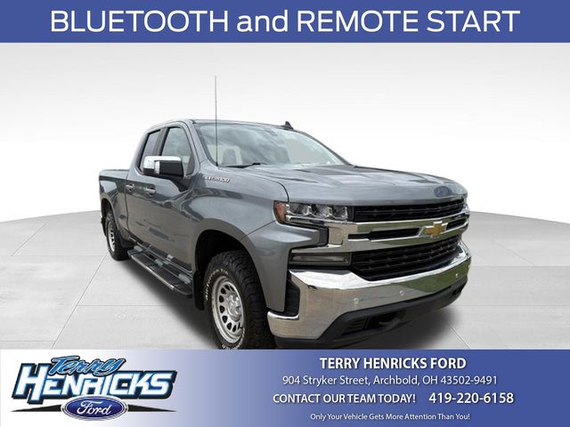 Gray (Satin Steel Metallic) 2019 Chevrolet Silverado 1500 Pickup Truck Four-Wheel Drive 8-Speed Automatic