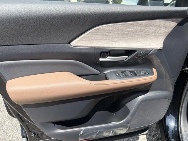 New 2026 Toyota Grand Highlander SUV