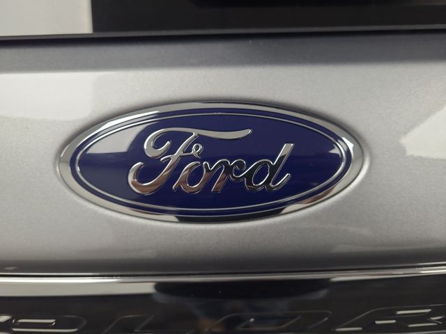 2021 – Ford – Explorer