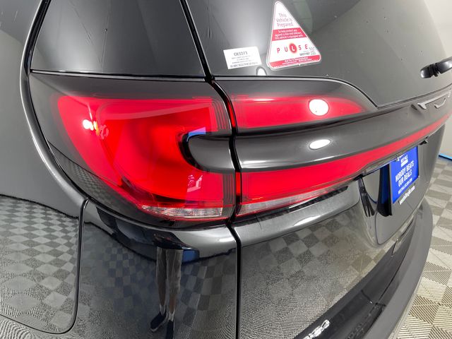 New 2027 Chrysler Pacifica Limited For Sale in Bremerton, WA