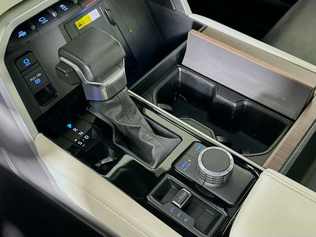 2022 Toyota Tundra Hybrid Capstone photo