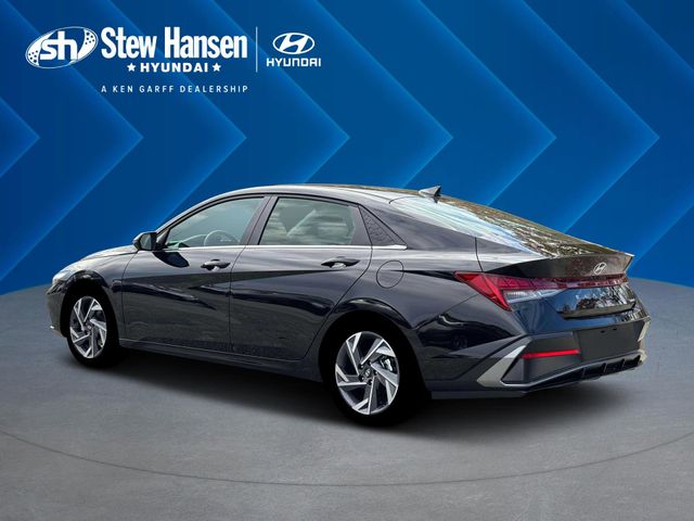 New 2026 Black Hyundai Limited image 4