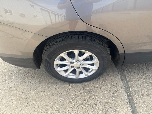 2018 Pepperdust Metallic Chevrolet Equinox LT AWD SUV