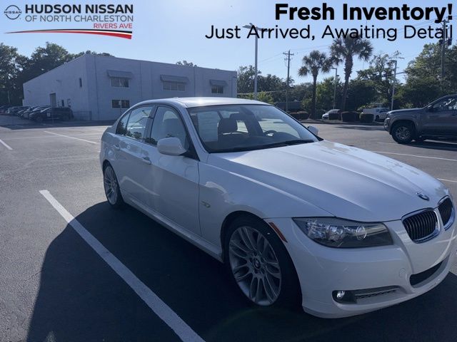 Alpine White 2010 BMW 3 Series 335d Sedan RWD Sedan Rear-Wheel Drive 6-Speed Automatic