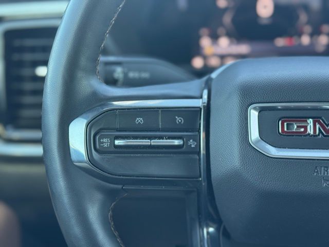 2023 GMC Canyon 4WD Crew Cab Short Box AT4