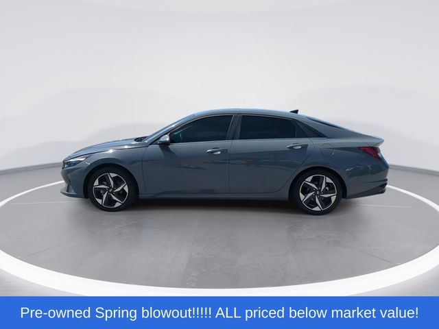 Used 2023 Electric Shadow Hyundai Limited image 5