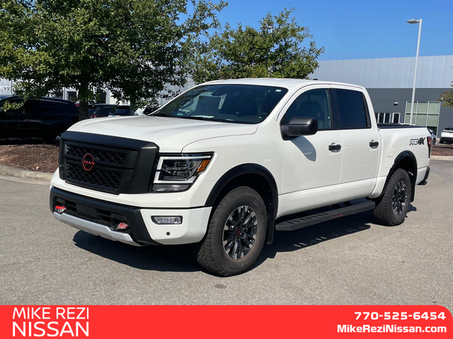 2024 Nissan Titan PRO-4X 5