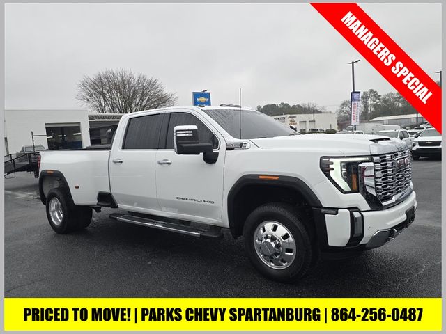 2024 GMC Sierra 3500HD Denali Crew Cab 4WD