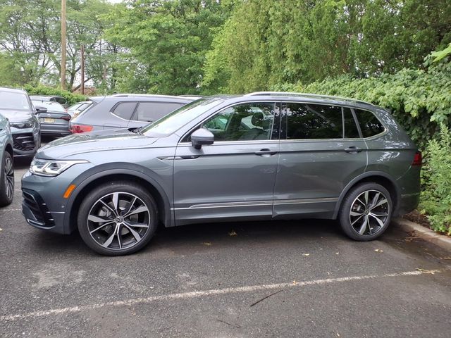 2024 Volkswagen Tiguan - Image 3