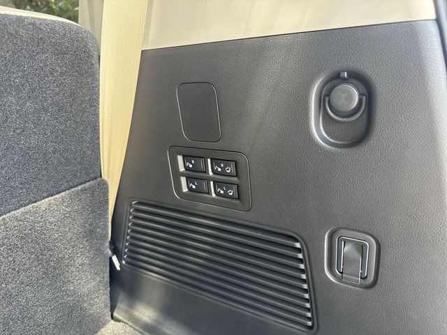 Used 2025 Blue Nissan Platinum image 15