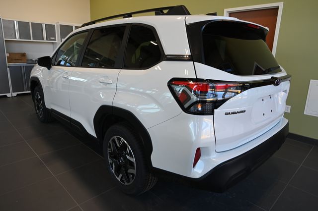 New 2026 White Subaru Premium image 10