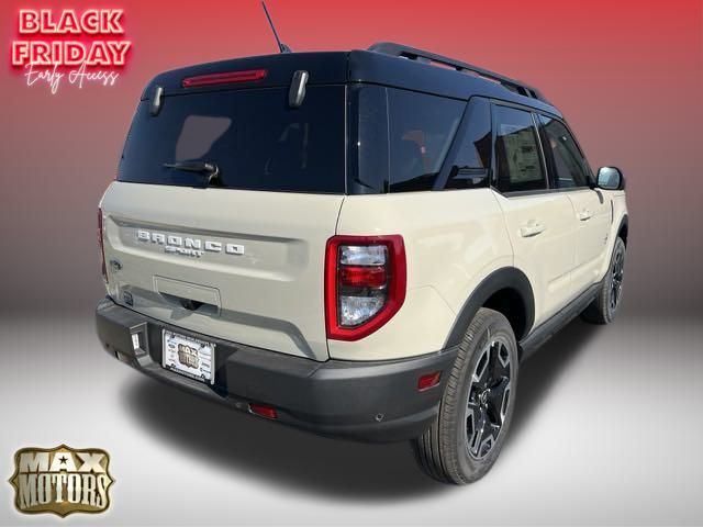 2024 Ford Bronco Sport Outer Banks 12